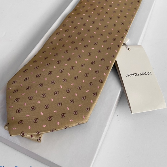 Giorgio Armani Golden Beige Silk Tie NEW